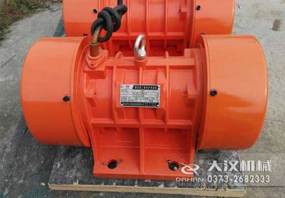 0.09kw振動(dòng)電機